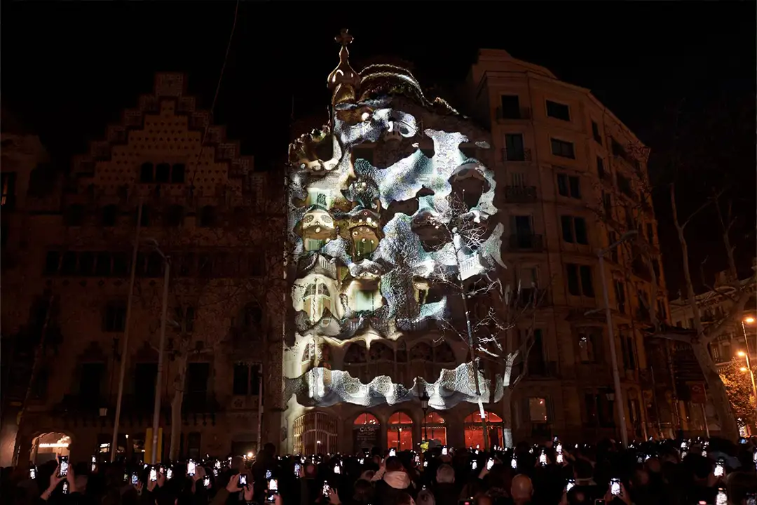 nyc projection mapping heritage site