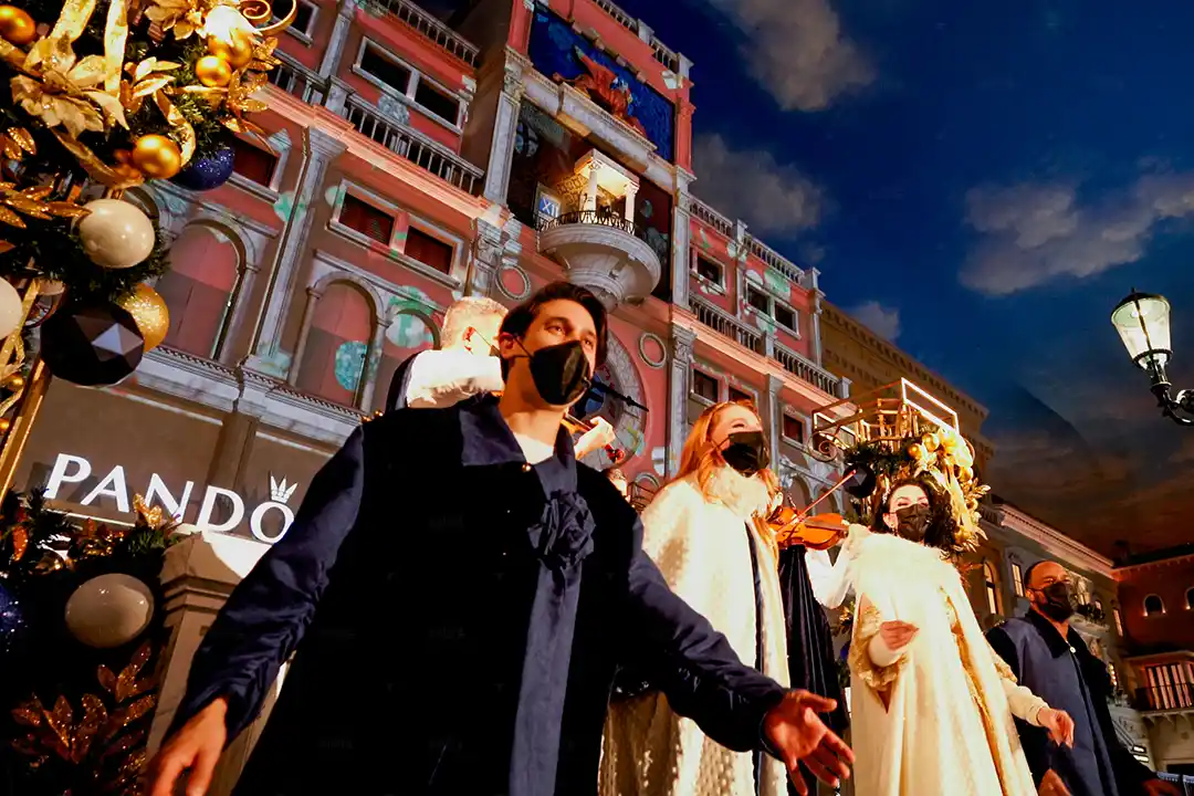 venetian christmas holiday projection show st_marks square